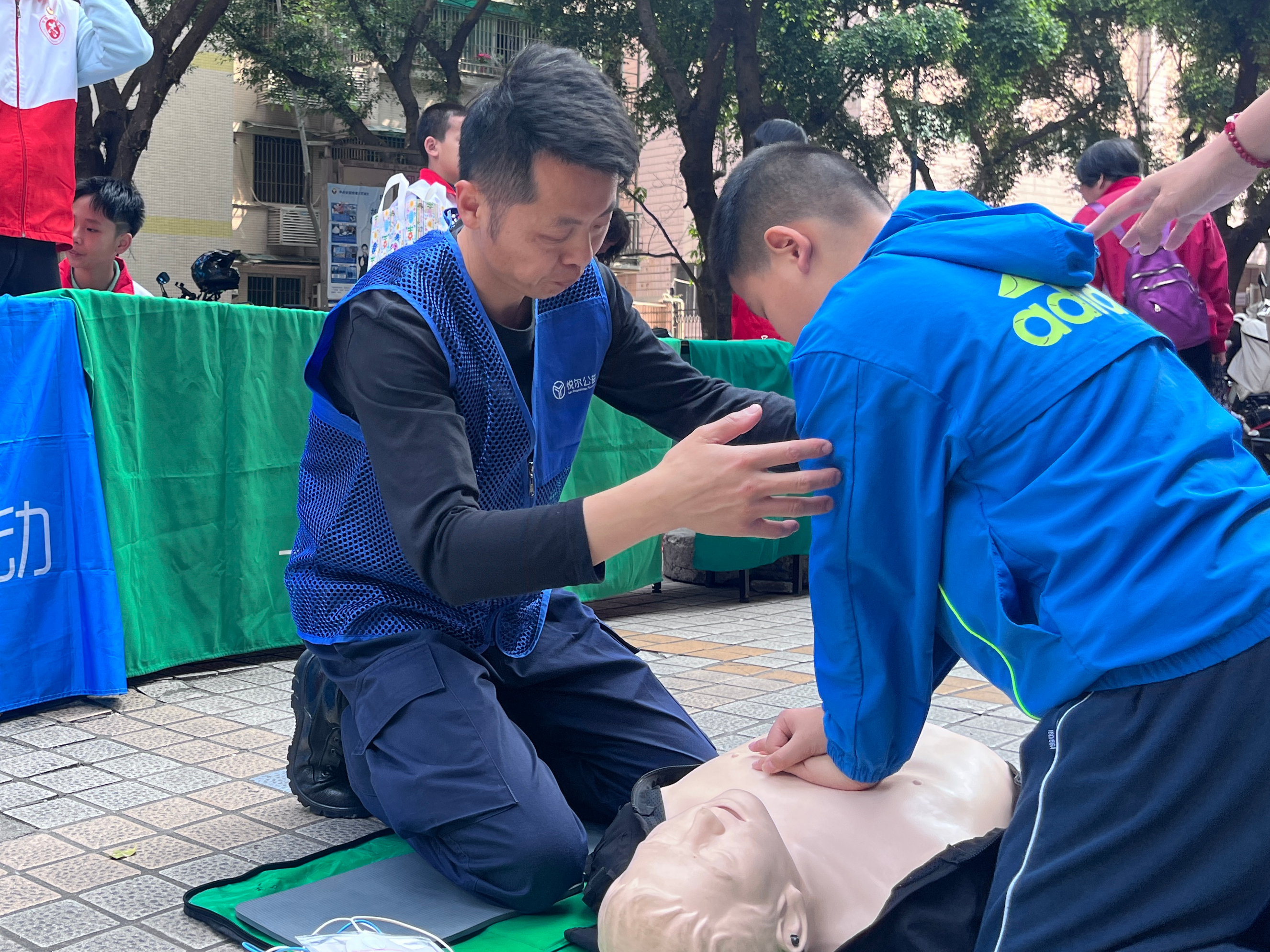 3722f443-c83c-4ebd-ad79-465c89e54b3d